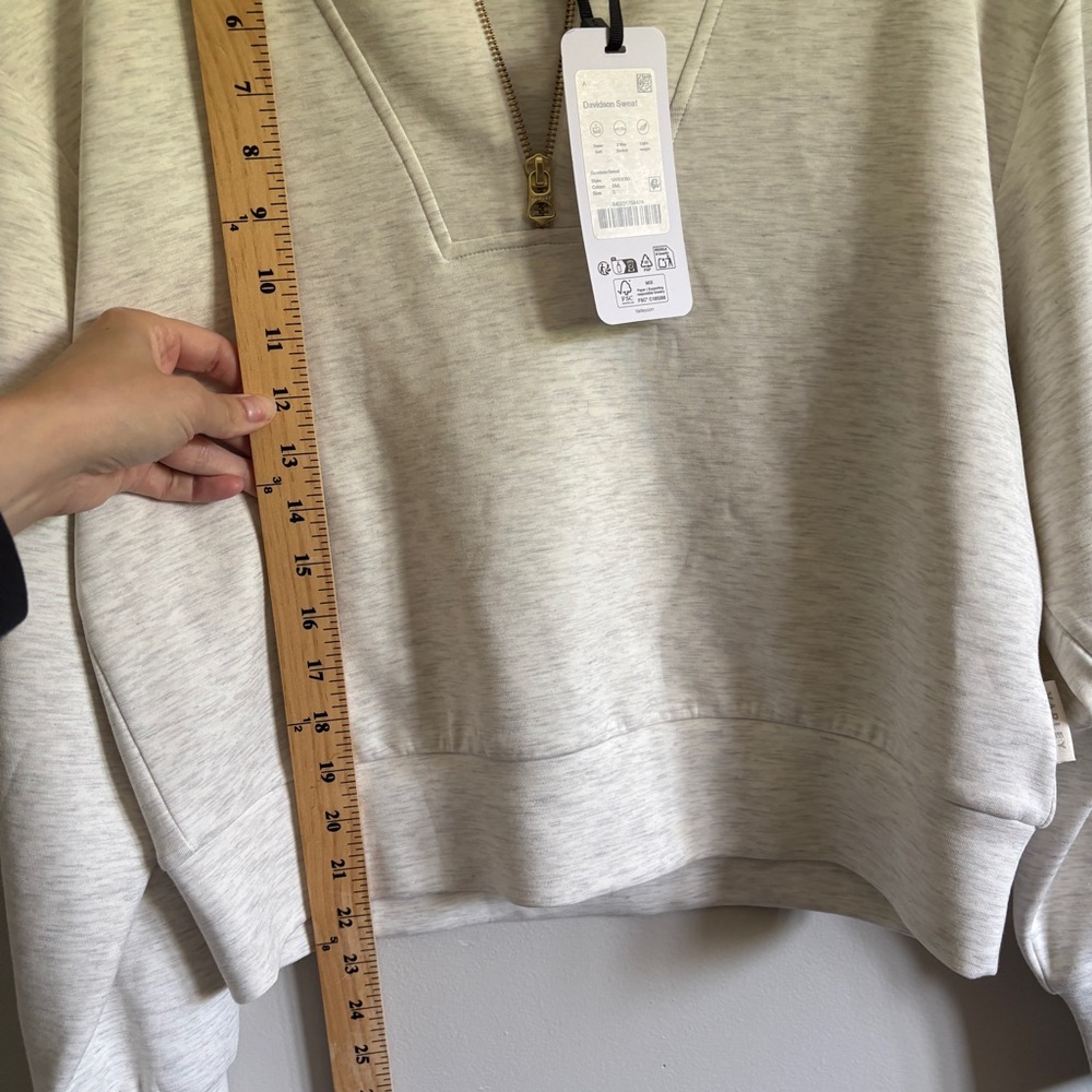 NWT Varley Doublesoft Davidson 1/2 Zip V Neck Supersoft Sweatshirt Sz S Ivory - Picture 8 of 9
